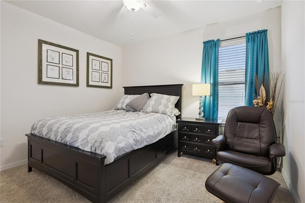 For Sale: $549,500 (3 beds, 2 baths, 2216 Square Feet)