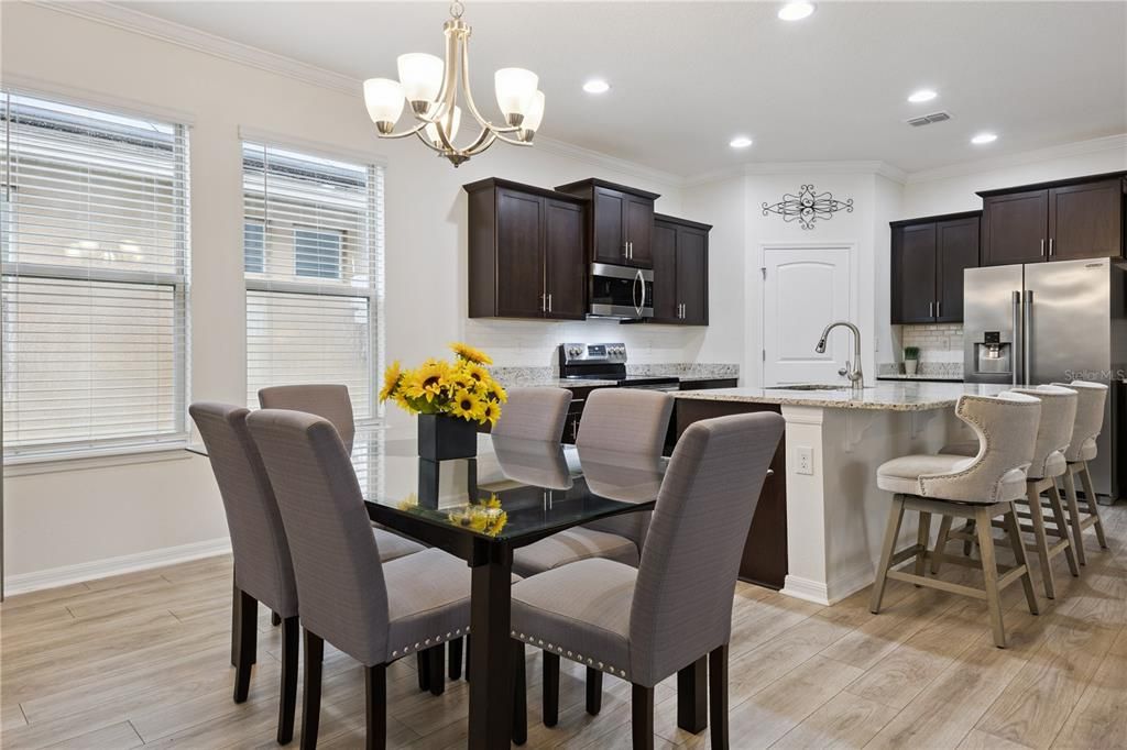 For Sale: $549,500 (3 beds, 2 baths, 2216 Square Feet)