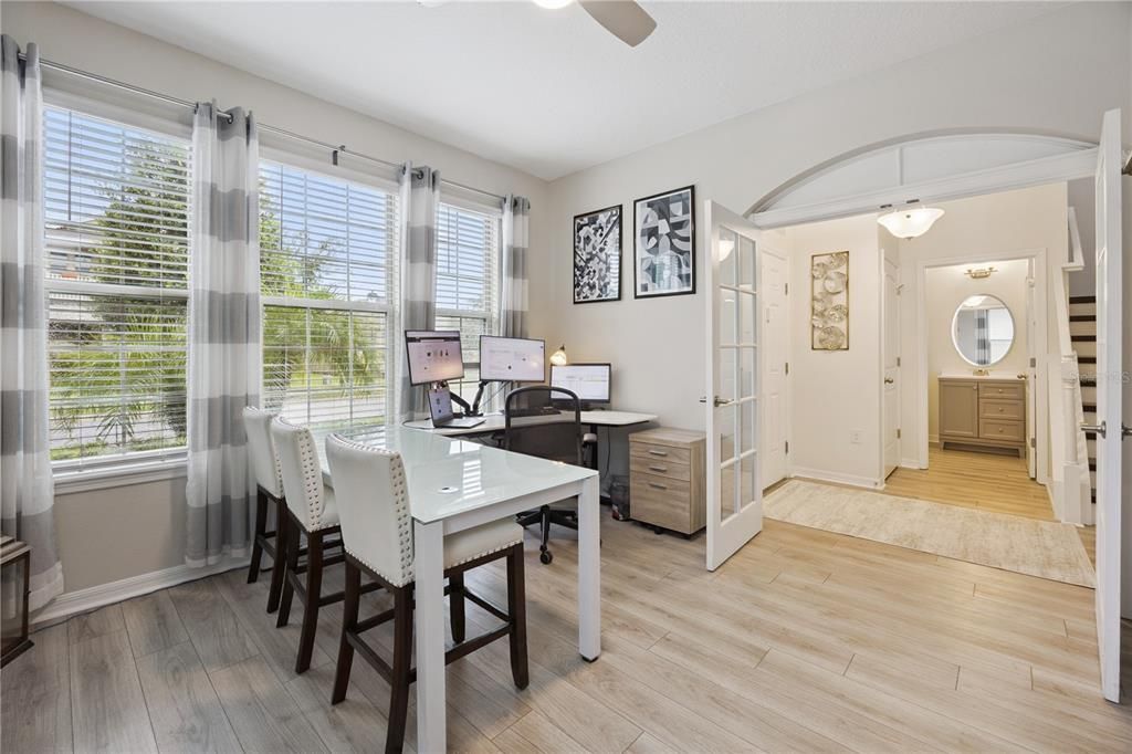 For Sale: $549,500 (3 beds, 2 baths, 2216 Square Feet)