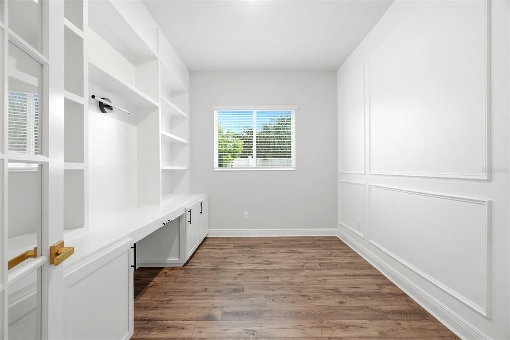 Active With Contract: $670,000 (4 beds, 3 baths, 2653 Square Feet)