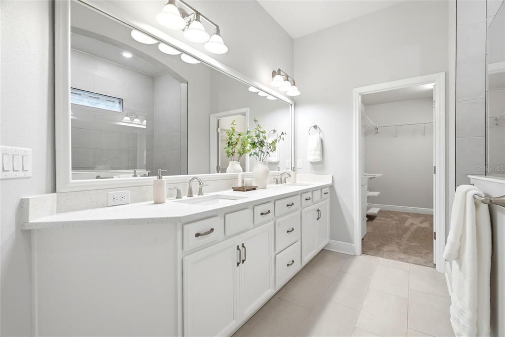 Active With Contract: $670,000 (4 beds, 3 baths, 2653 Square Feet)
