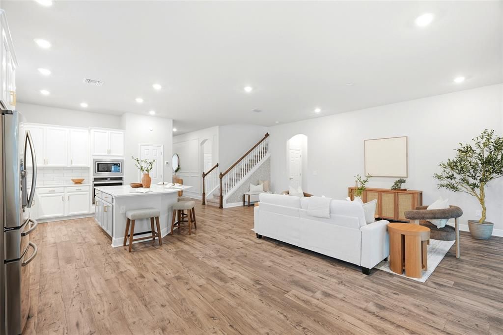 Active With Contract: $670,000 (4 beds, 3 baths, 2653 Square Feet)