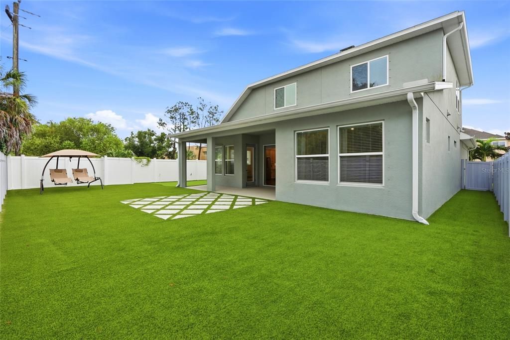 Active With Contract: $670,000 (4 beds, 3 baths, 2653 Square Feet)