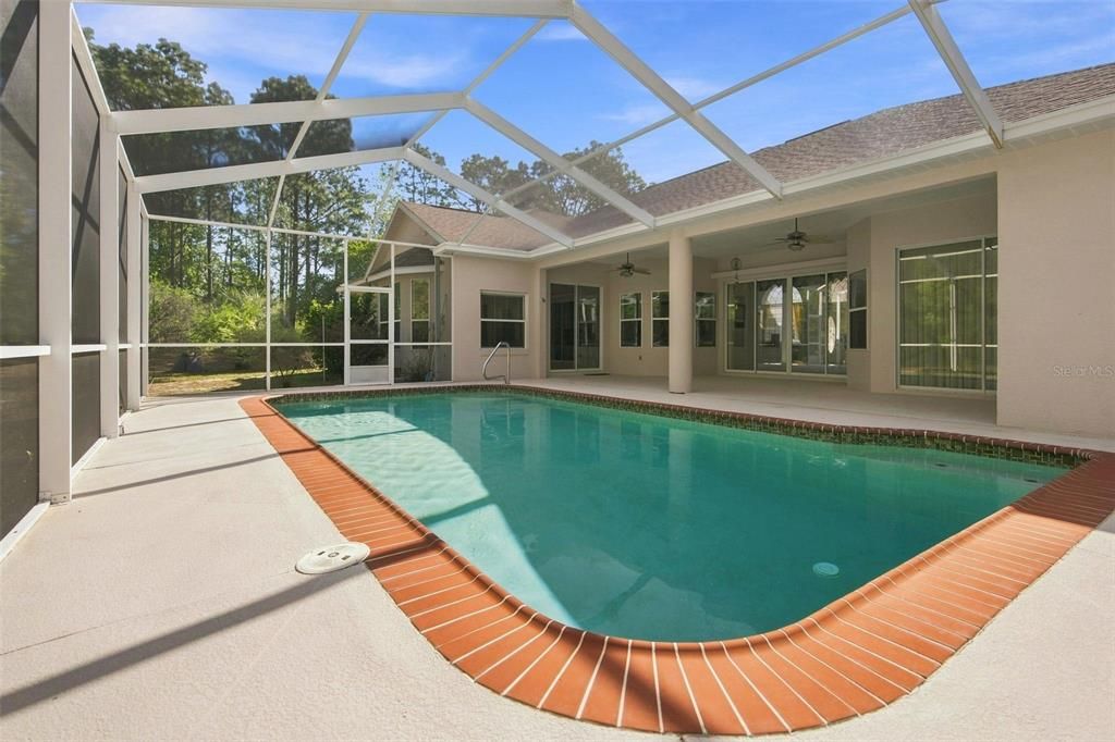 En Venta: $680,000 (3 camas, 3 baños, 2772 Pies cuadrados)