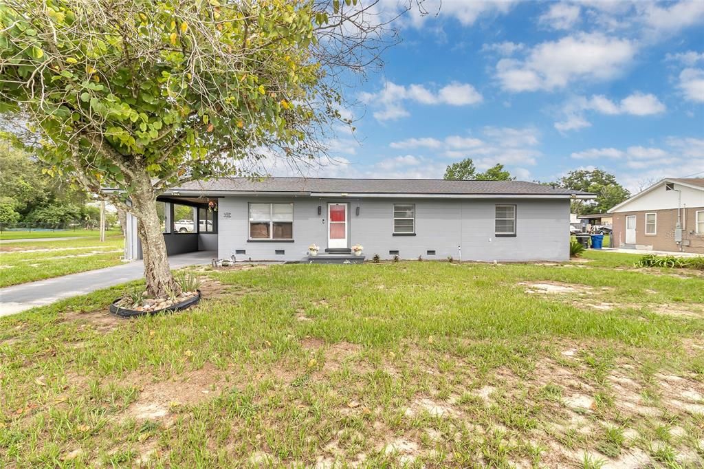 En Venta: $294,900 (3 camas, 2 baños, 1581 Pies cuadrados)