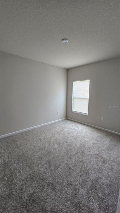 For Rent: $2,200 (4 beds, 2 baths, 2000 Square Feet)