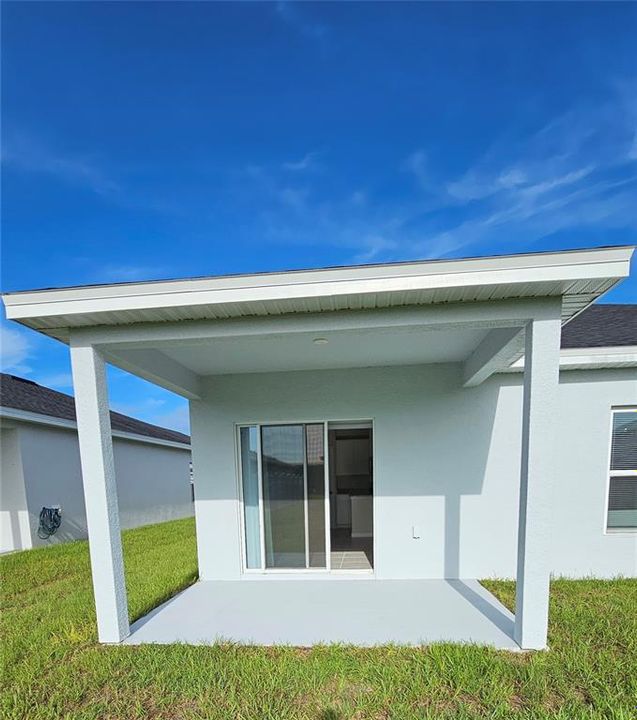 For Rent: $2,200 (4 beds, 2 baths, 2000 Square Feet)