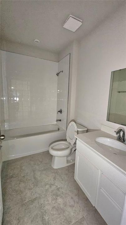 For Rent: $2,200 (4 beds, 2 baths, 2000 Square Feet)
