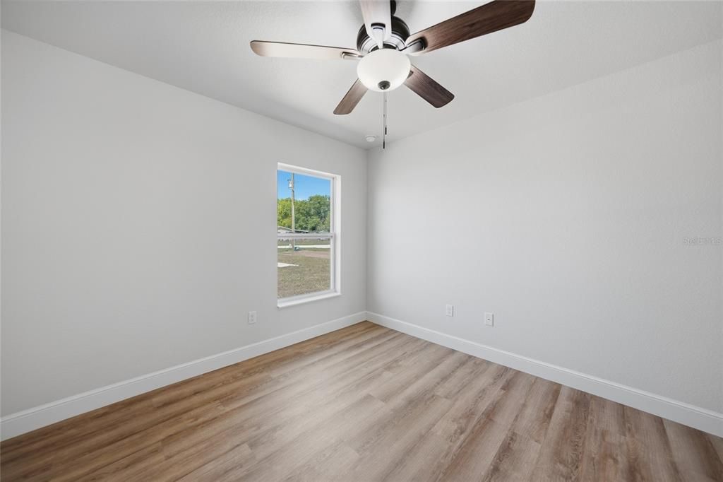 Active With Contract: $332,000 (4 beds, 2 baths, 1601 Square Feet)