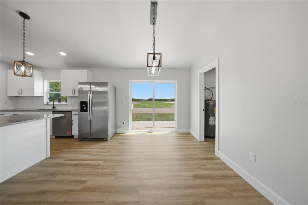Active With Contract: $332,000 (4 beds, 2 baths, 1601 Square Feet)