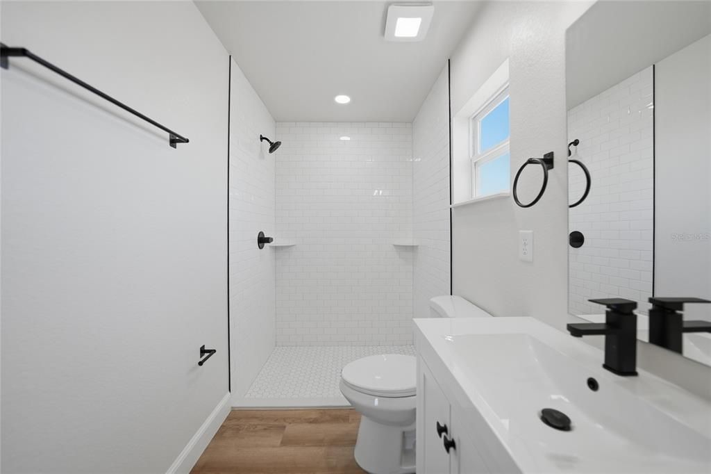 Active With Contract: $332,000 (4 beds, 2 baths, 1601 Square Feet)