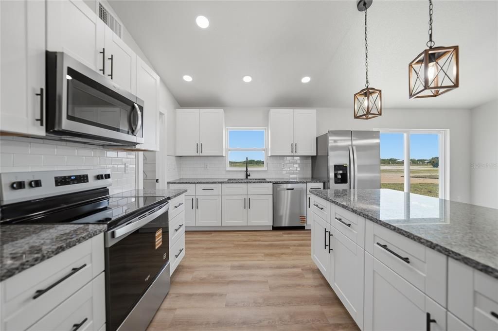 Active With Contract: $332,000 (4 beds, 2 baths, 1601 Square Feet)