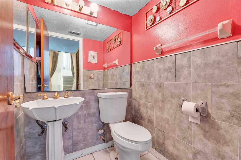 На продажу: $360,000 (3 спален, 2 ванн, 1416 Квадратных фут)