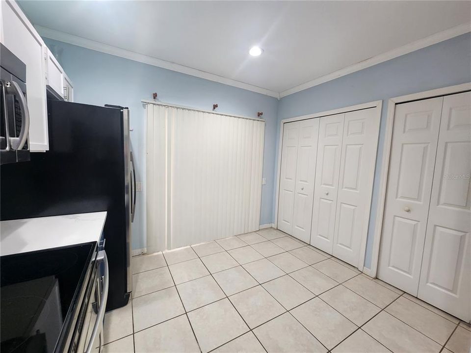 For Rent: $1,800 (2 beds, 2 baths, 1152 Square Feet)