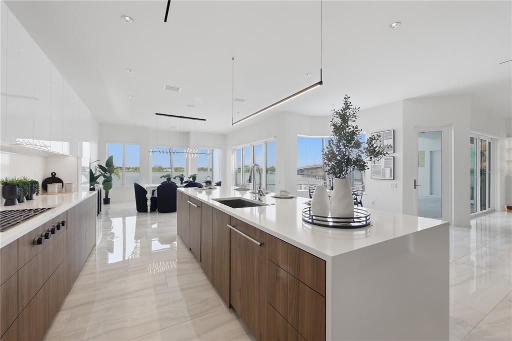 For Sale: $7,995,000 (4 beds, 4 baths, 3936 Square Feet)