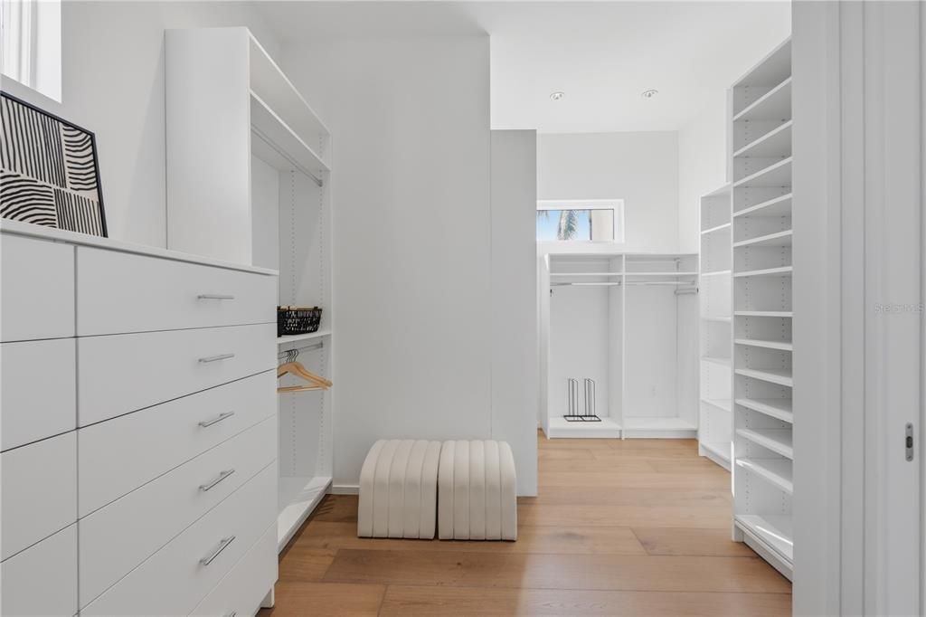 For Sale: $7,995,000 (4 beds, 4 baths, 3936 Square Feet)