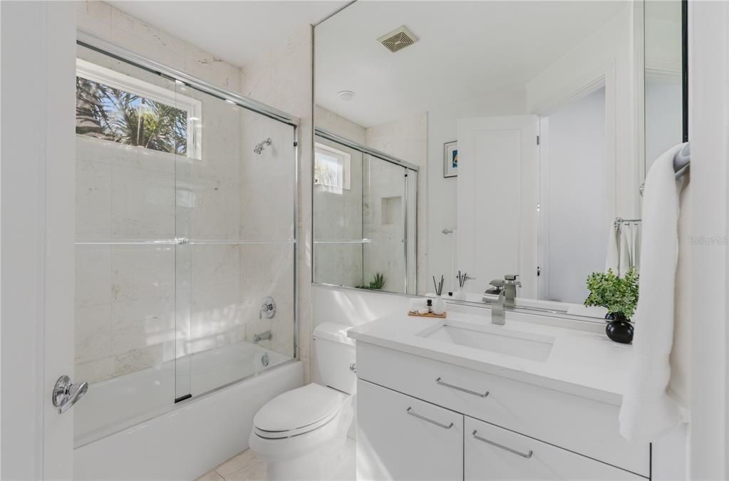 For Sale: $7,995,000 (4 beds, 4 baths, 3936 Square Feet)
