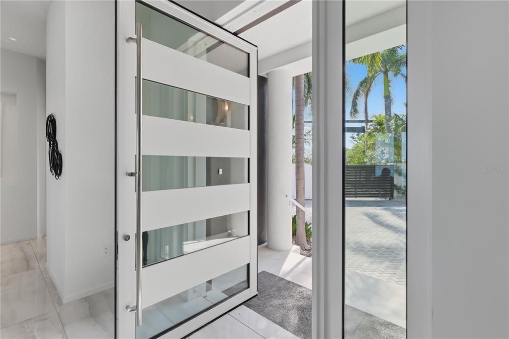 For Sale: $7,995,000 (4 beds, 4 baths, 3936 Square Feet)