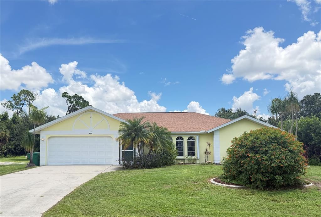 For Sale: $359,900 (3 beds, 2 baths, 1794 Square Feet)