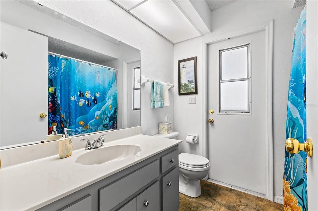For Sale: $359,900 (3 beds, 2 baths, 1794 Square Feet)