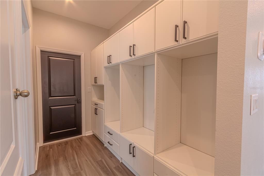 На продажу: $569,000 (4 спален, 3 ванн, 3060 Квадратных фут)