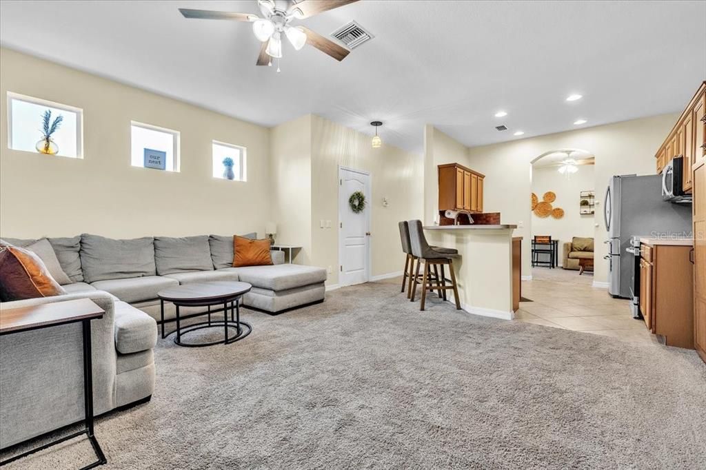 For Sale: $240,000 (3 beds, 2 baths, 1608 Square Feet)