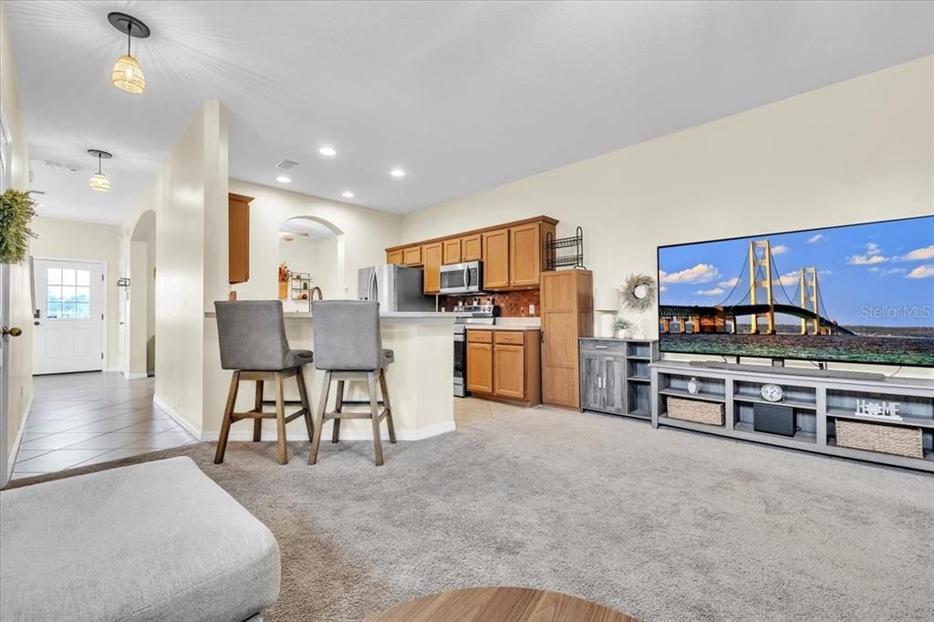 For Sale: $240,000 (3 beds, 2 baths, 1608 Square Feet)