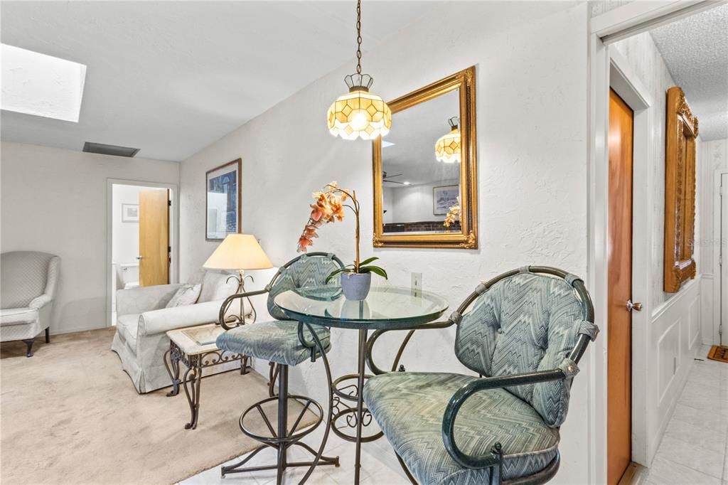 For Sale: $750,000 (3 beds, 2 baths, 1939 Square Feet)
