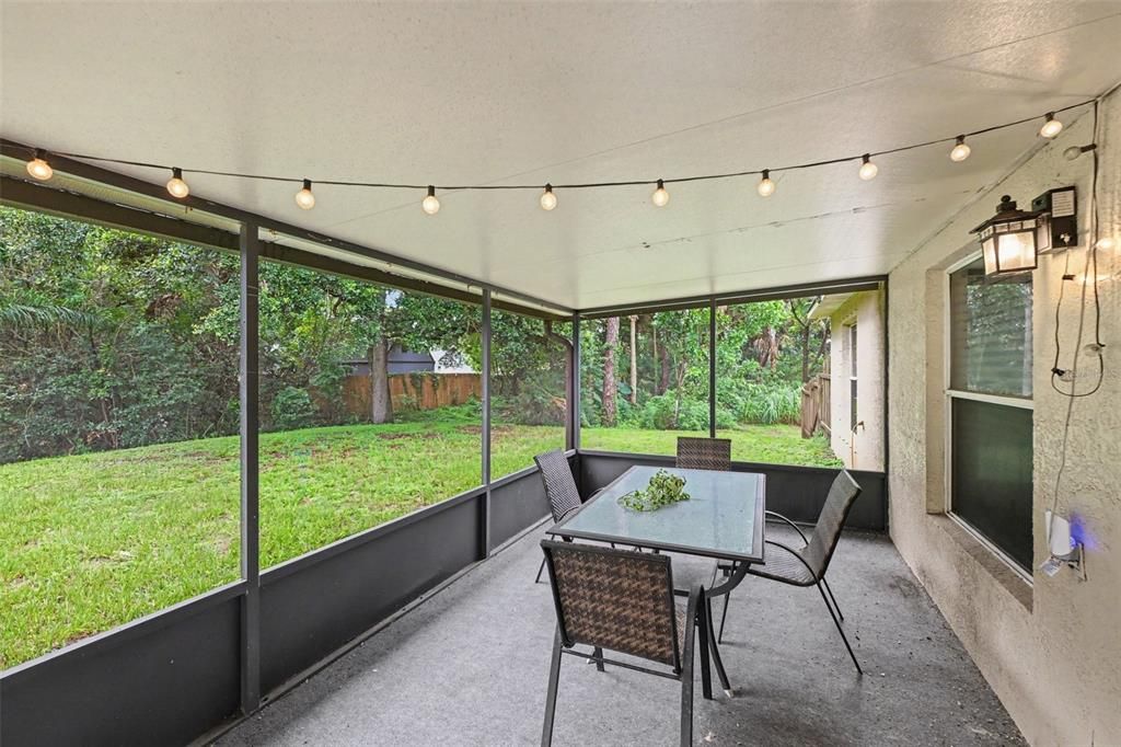 For Sale: $336,900 (3 beds, 2 baths, 1212 Square Feet)
