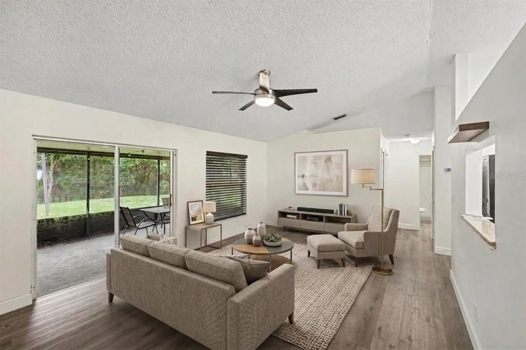 For Sale: $336,900 (3 beds, 2 baths, 1212 Square Feet)