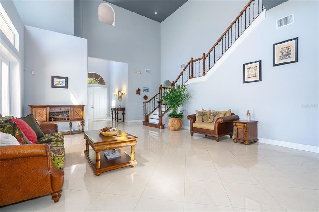 For Sale: $899,000 (5 beds, 4 baths, 3888 Square Feet)