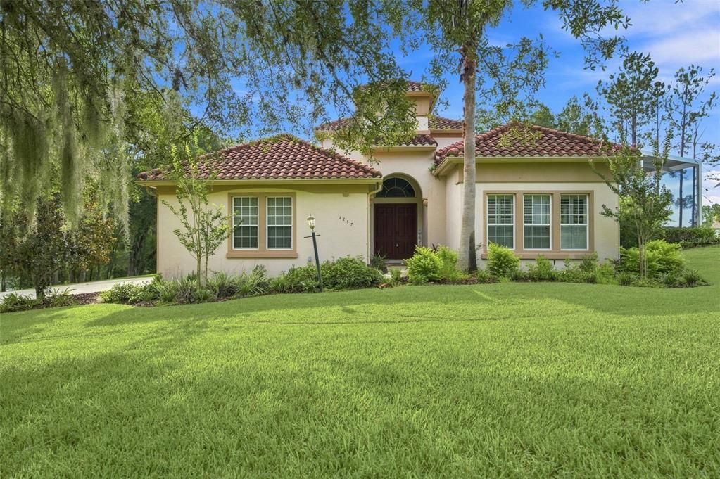 For Sale: $899,000 (5 beds, 4 baths, 3888 Square Feet)