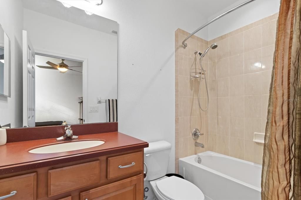 For Sale: $899,000 (5 beds, 4 baths, 3888 Square Feet)