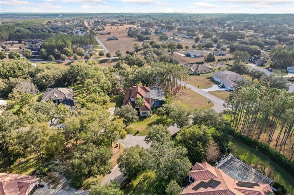 For Sale: $899,000 (5 beds, 4 baths, 3888 Square Feet)