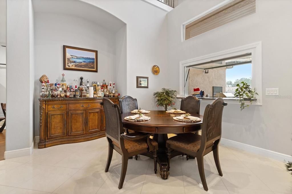 For Sale: $899,000 (5 beds, 4 baths, 3888 Square Feet)