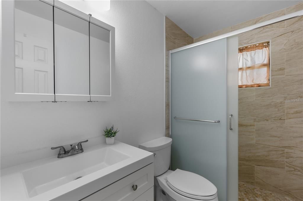 For Sale: $365,000 (3 beds, 3 baths, 1438 Square Feet)