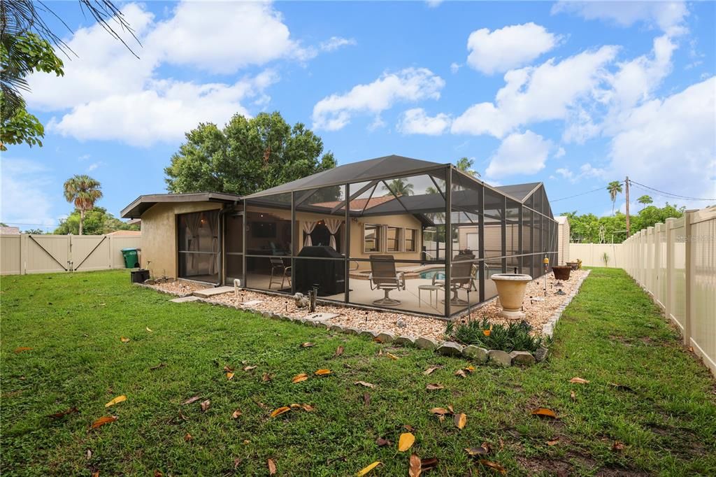 For Sale: $365,000 (3 beds, 3 baths, 1438 Square Feet)