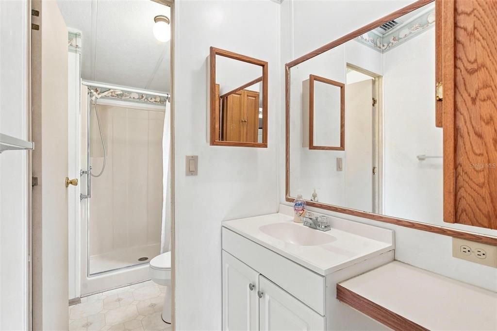En Venta: $125,000 (2 camas, 2 baños, 1300 Pies cuadrados)