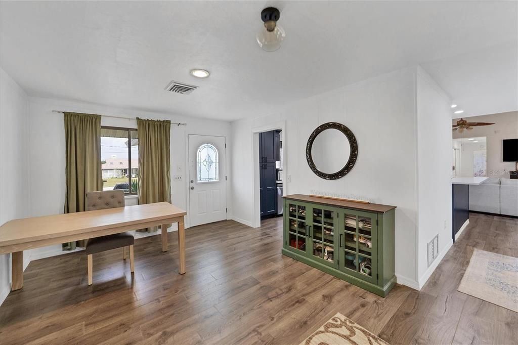For Sale: $335,000 (3 beds, 2 baths, 2214 Square Feet)