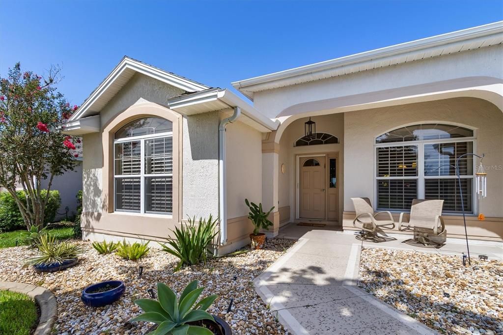 For Sale: $739,000 (3 beds, 2 baths, 1887 Square Feet)
