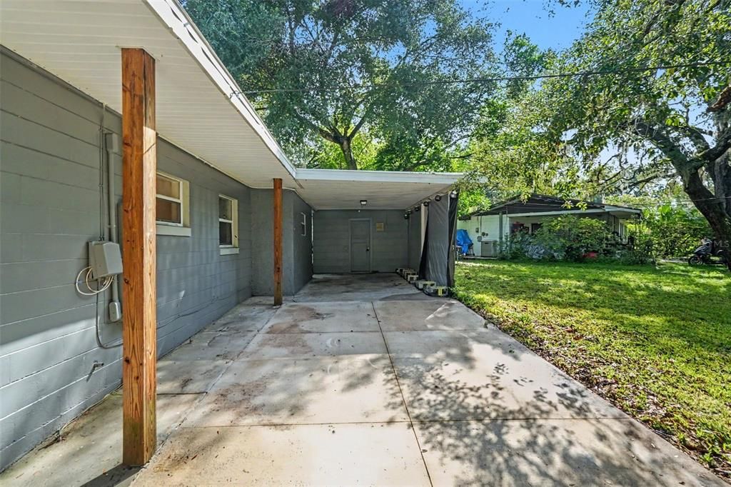 For Sale: $170,000 (2 beds, 1 baths, 755 Square Feet)