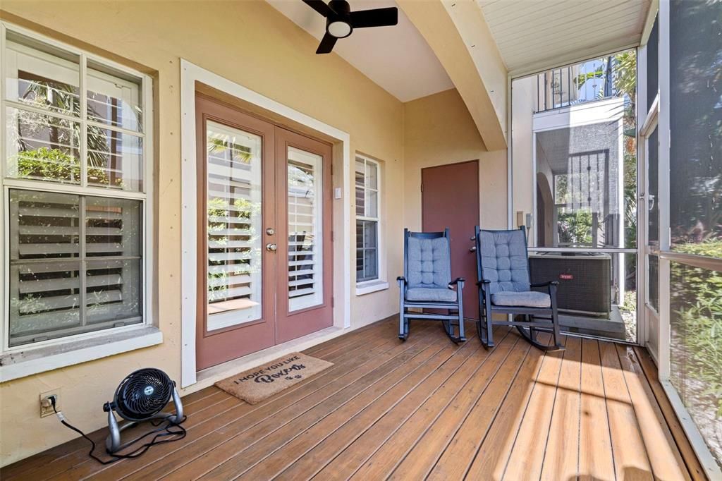 For Sale: $475,000 (3 beds, 2 baths, 1990 Square Feet)