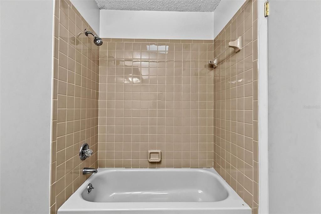 En Renta: $1,695 (2 camas, 2 baños, 1200 Pies cuadrados)