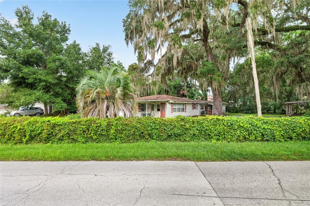 For Sale: $300,000 (0 beds, 0 baths, 1876 Square Feet)