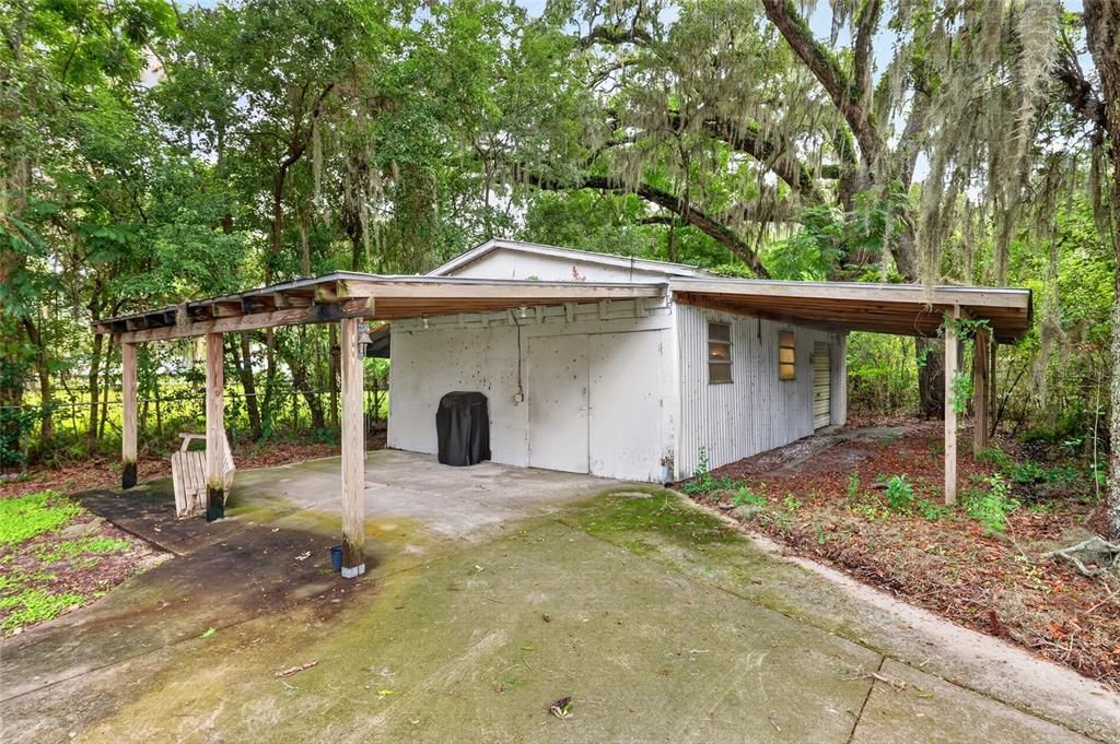 For Sale: $300,000 (0 beds, 0 baths, 1876 Square Feet)