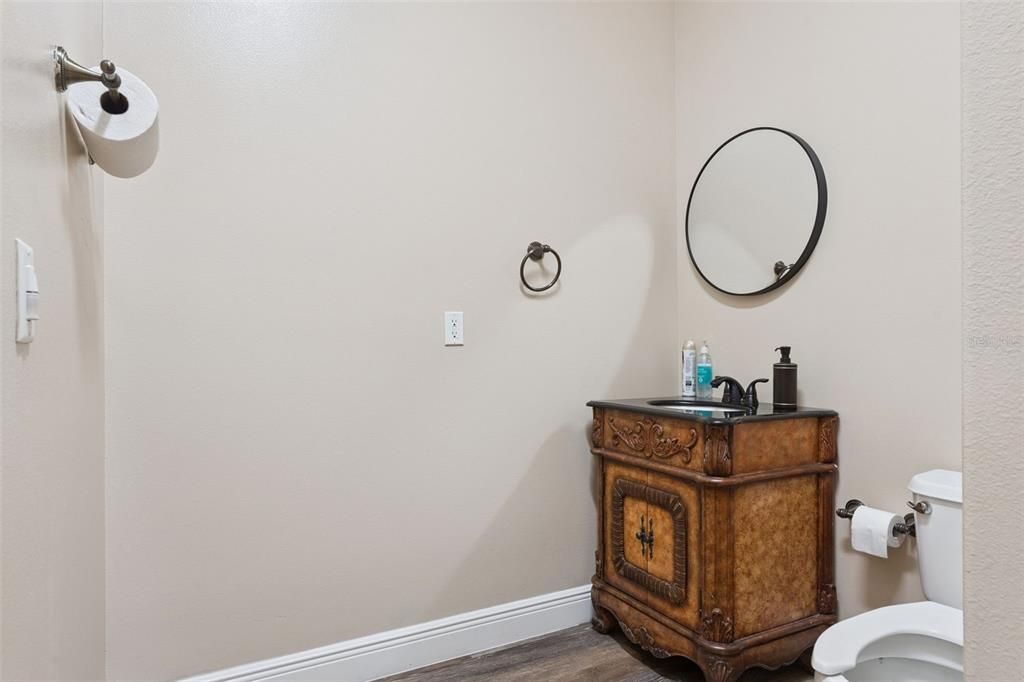 For Sale: $749,900 (0 beds, 0 baths, 2607 Square Feet)