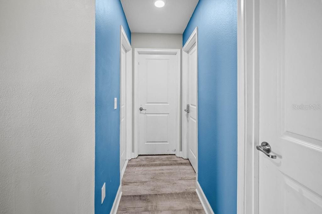 For Sale: $475,000 (6 beds, 4 baths, 3208 Square Feet)