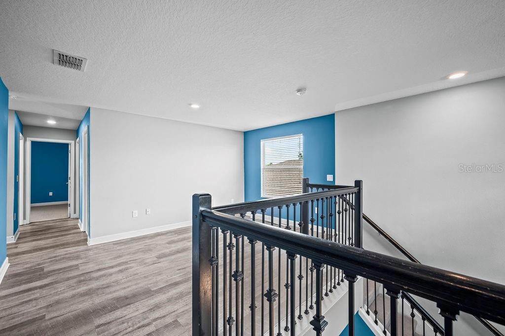For Sale: $475,000 (6 beds, 4 baths, 3208 Square Feet)