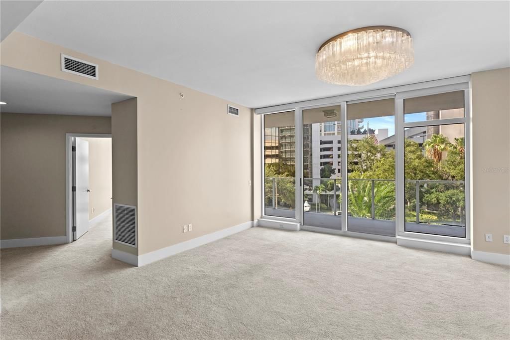 En Venta: $859,995 (2 camas, 2 baños, 1370 Pies cuadrados)