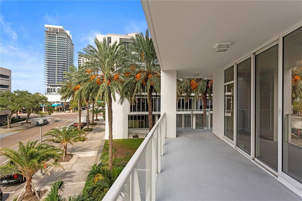 En Venta: $859,995 (2 camas, 2 baños, 1370 Pies cuadrados)